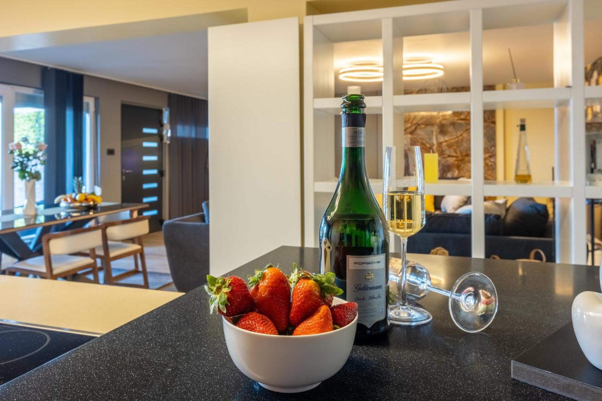 Panoramica Apartment With Whirlpool Crikvenica Buitenkant foto