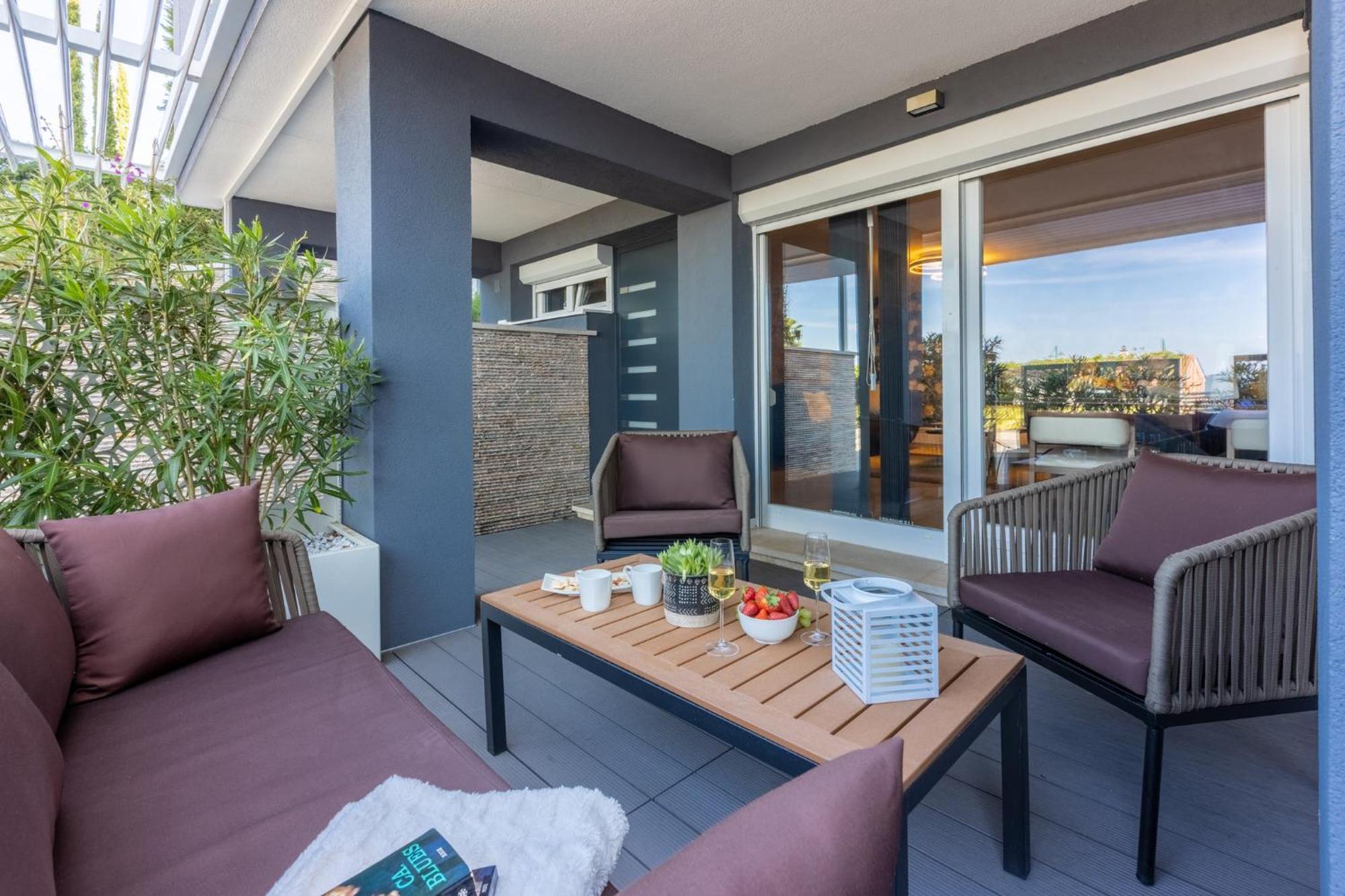 Panoramica Apartment With Whirlpool Crikvenica Buitenkant foto